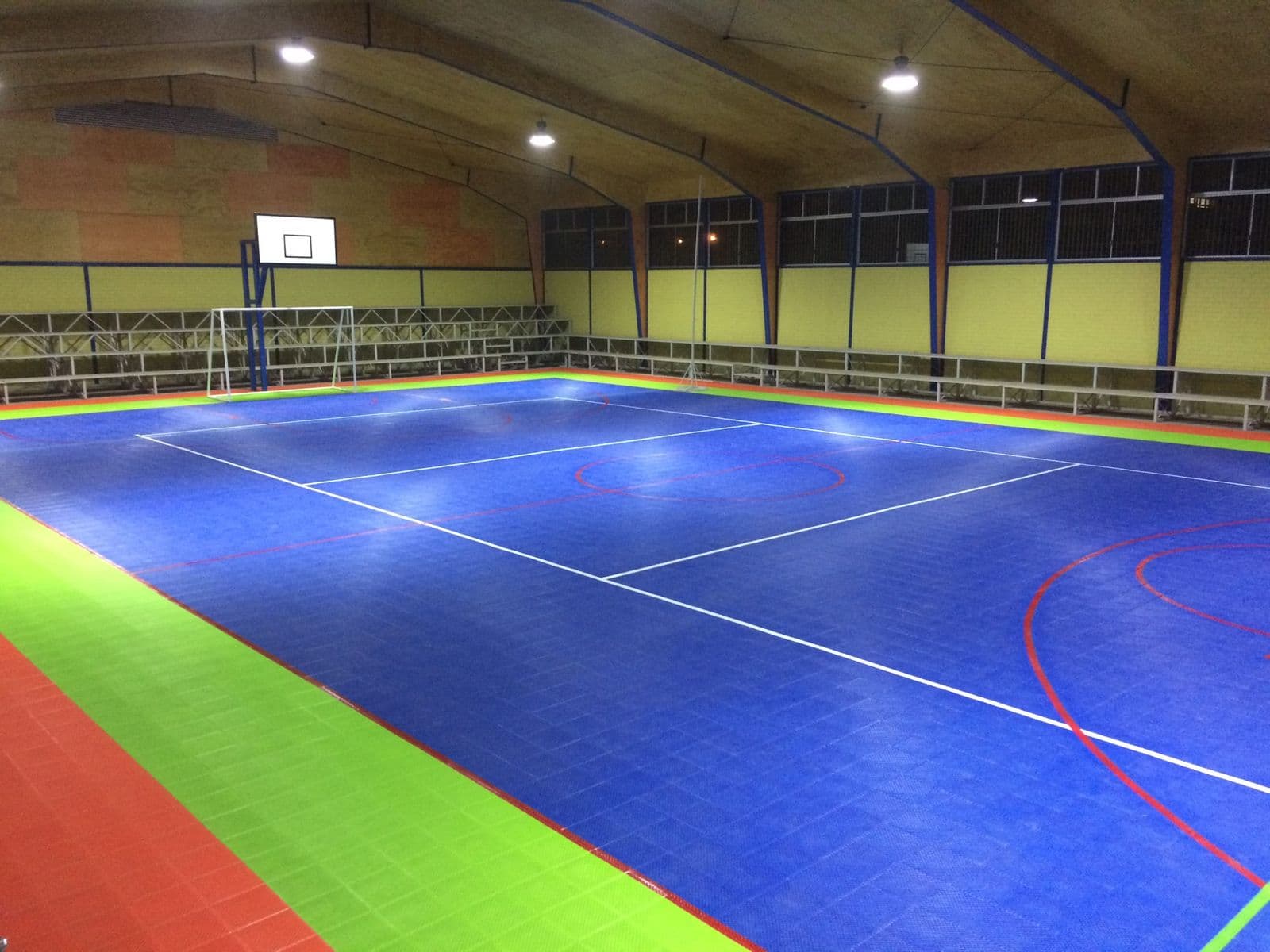 Multicancha comunitaria recuperada por Sportflex para la Municipalidad de La Granja